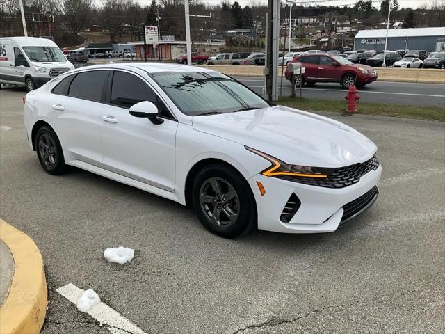 2023 Kia K5 LXS 2023 Kia K5 LXS