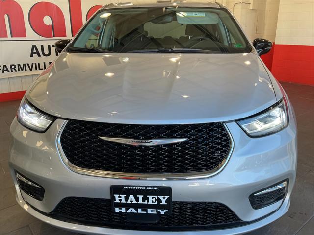 2024 Chrysler Pacifica Touring L 2024 Chrysler Pacifica Touring L