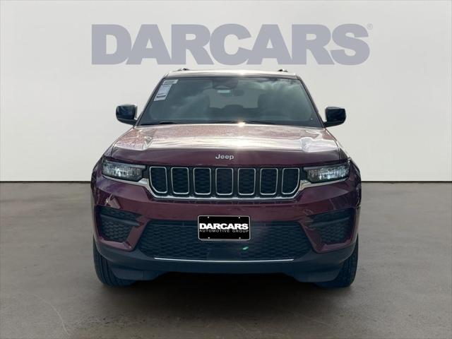 2025 Jeep Grand Cherokee GRAND CHEROKEE LAREDO X 4X4