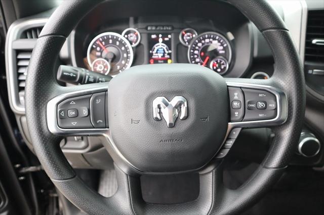 2026 RAM Ram 1500 RAM 1500 TRADESMAN CREW CAB 4X4 57 BOX