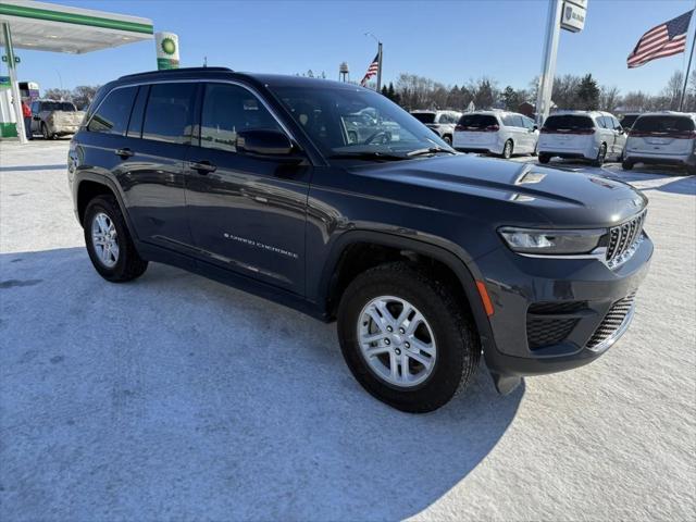 2024 Jeep Grand Cherokee Laredo 4x4