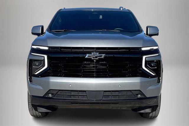 2025 Chevrolet Suburban 2WD RST