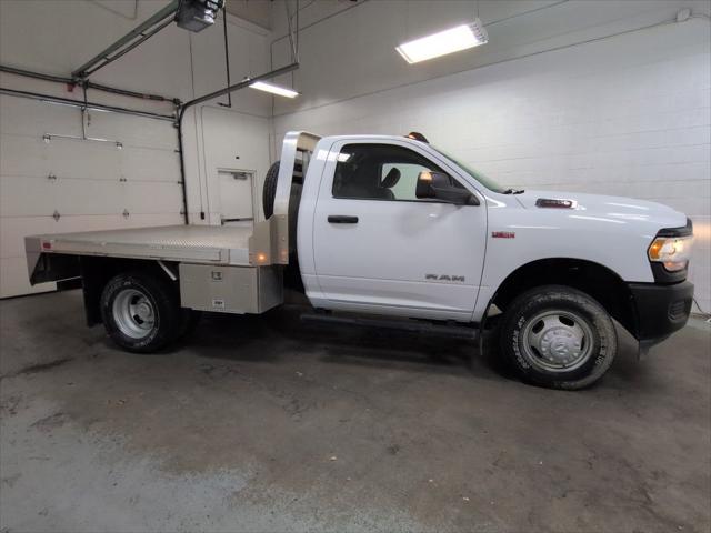 2020 RAM 3500 Chassis Tradesman/SLT 2020 RAM 3500 Chassis Tradesman/SLT