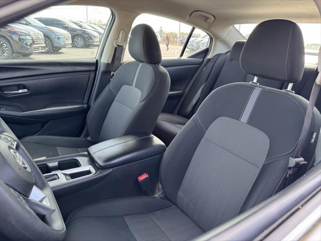 2024 Nissan Sentra SV Xtronic CVT