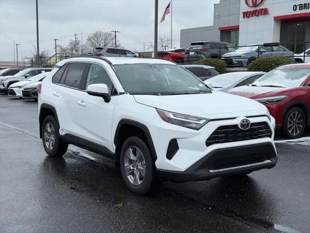 2025 Toyota RAV4 Hybrid XLE