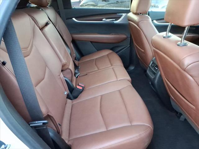 2022 Cadillac XT5 Premium Luxury
