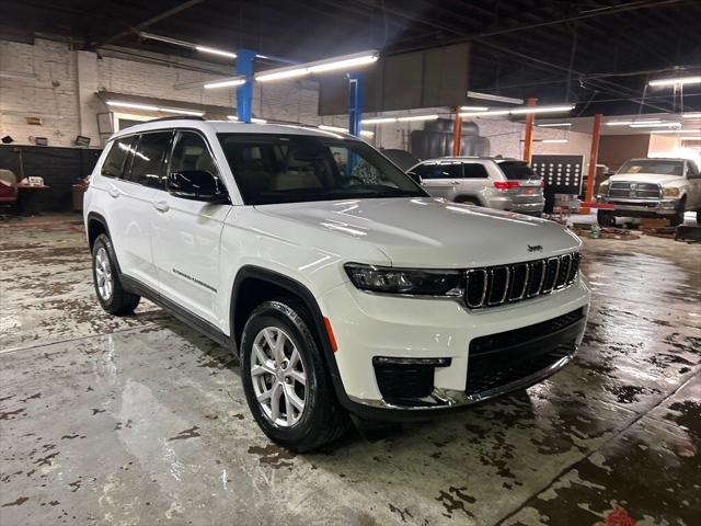 2022 Jeep Grand Cherokee L Limited 4x4 2022 Jeep Grand Cherokee L Limited 4x4