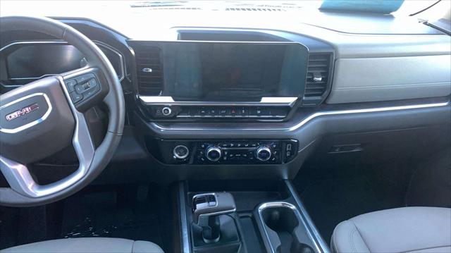 2023 GMC Sierra 1500 4WD Crew Cab Short Box SLT 2023 GMC Sierra 1500 4WD Crew Cab Short Box SLT