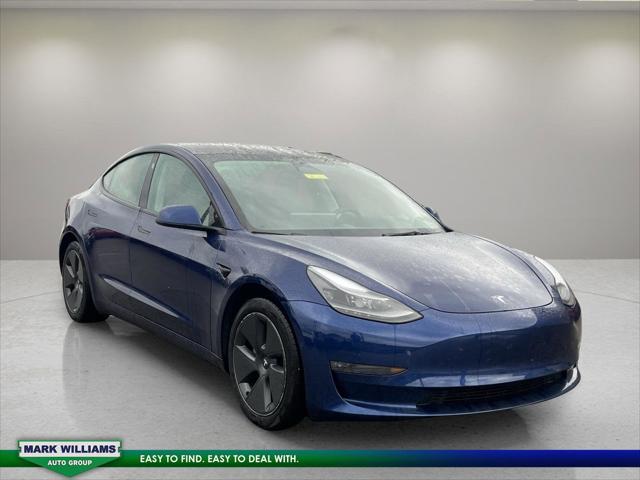 2022 Tesla Model 3 Long Range Dual Motor All-Wheel Drive 2022 Tesla Model 3 Long Range Dual Motor All-Wheel Drive