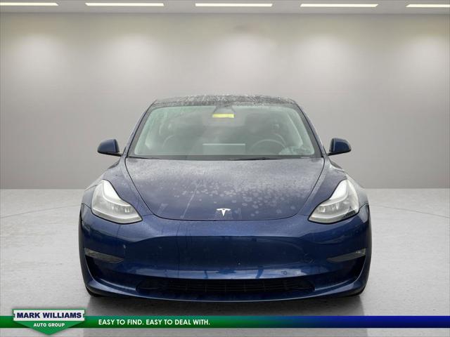 2022 Tesla Model 3 Long Range Dual Motor All-Wheel Drive 2022 Tesla Model 3 Long Range Dual Motor All-Wheel Drive