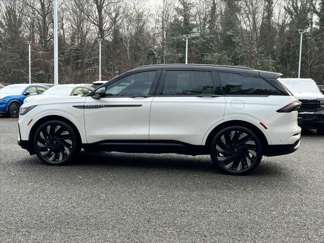 2024 Lincoln Nautilus Reserve