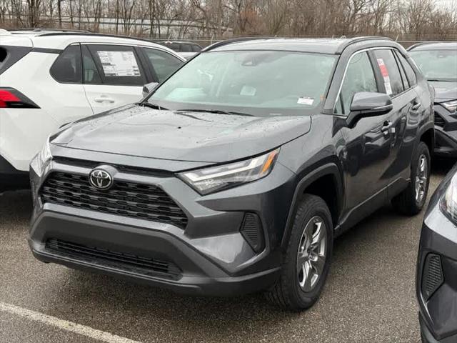 2025 Toyota RAV4 XLE 2025 Toyota RAV4 XLE