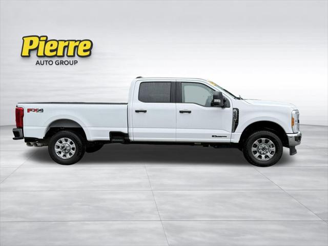 2023 Ford F-350 XLT