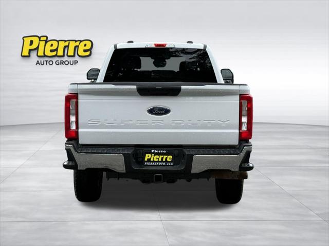2023 Ford F-350 XLT