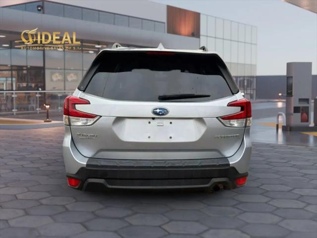 2022 Subaru Forester Premium