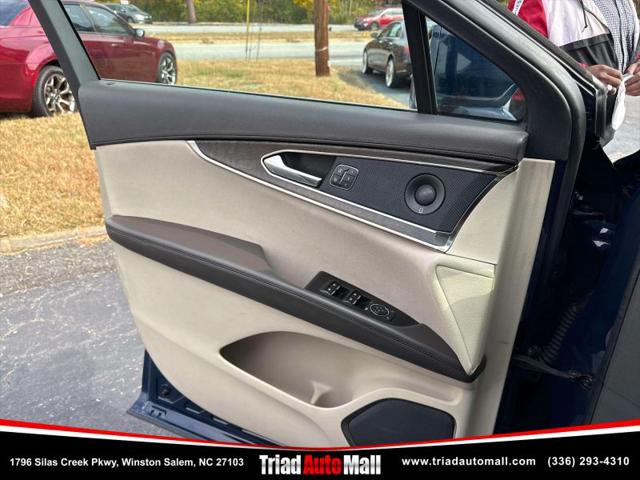 2019 Lincoln Nautilus Reserve