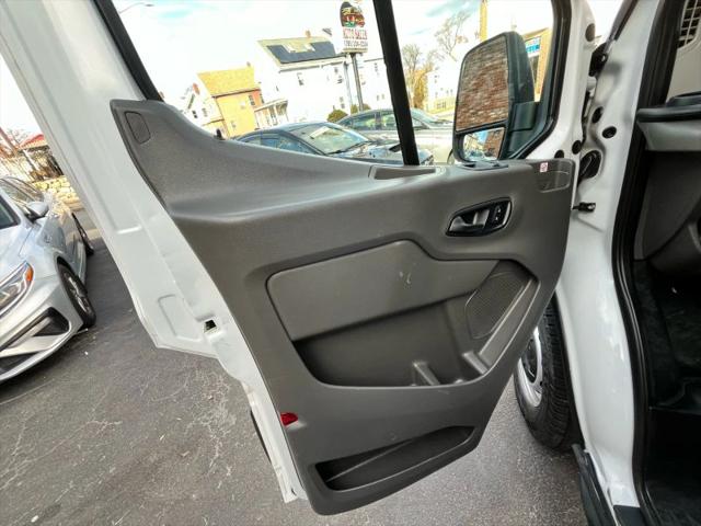 2020 Ford Transit Cargo Van Medium Roof w/RWB