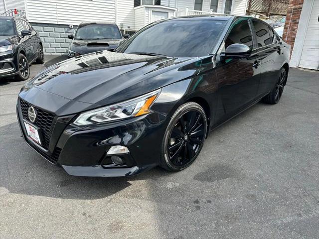 2022 Nissan Altima SR Intelligent AWD