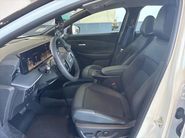 2026 Nissan LEAF PLATINUM+