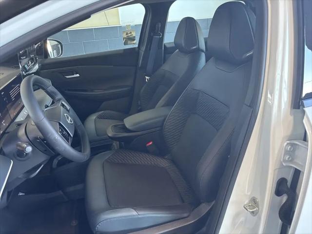 2026 Nissan LEAF PLATINUM+
