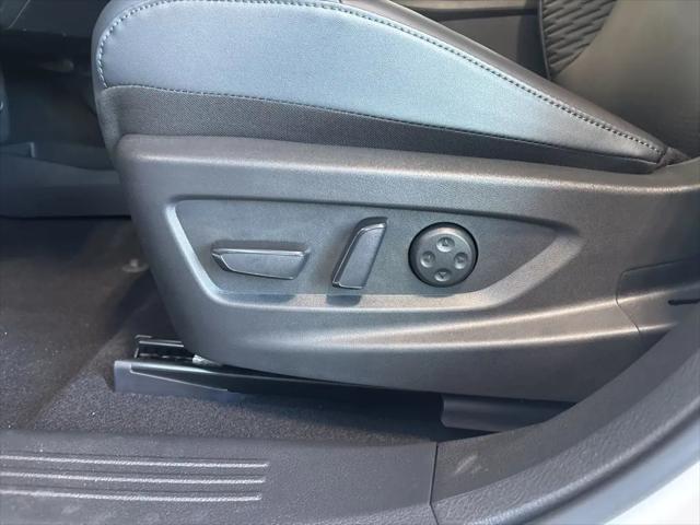 2026 Nissan LEAF PLATINUM+