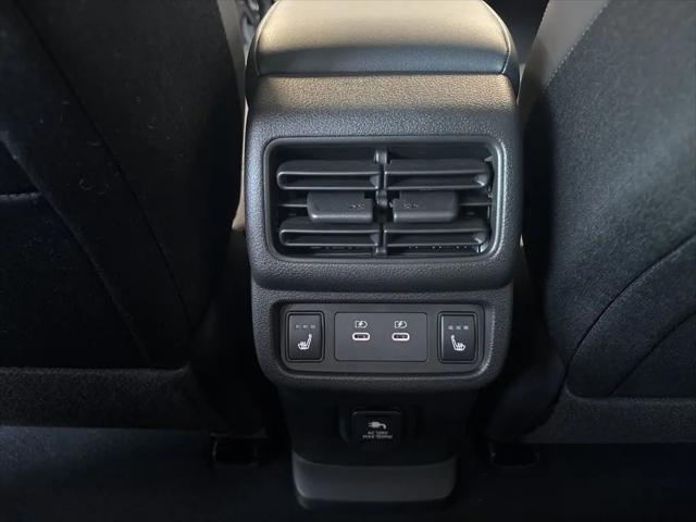 2026 Nissan LEAF PLATINUM+