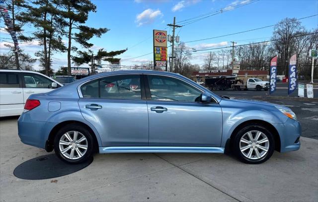 2011 Subaru Legacy 2.5i Premium