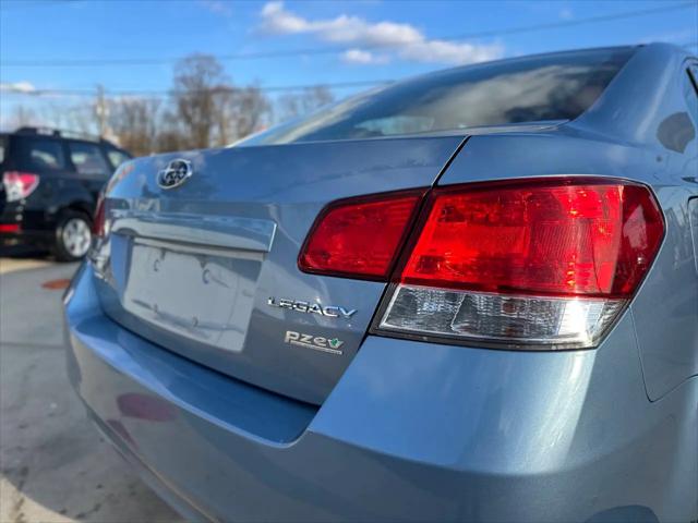 2011 Subaru Legacy 2.5i Premium