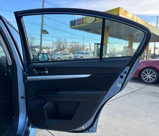 2011 Subaru Legacy 2.5i Premium