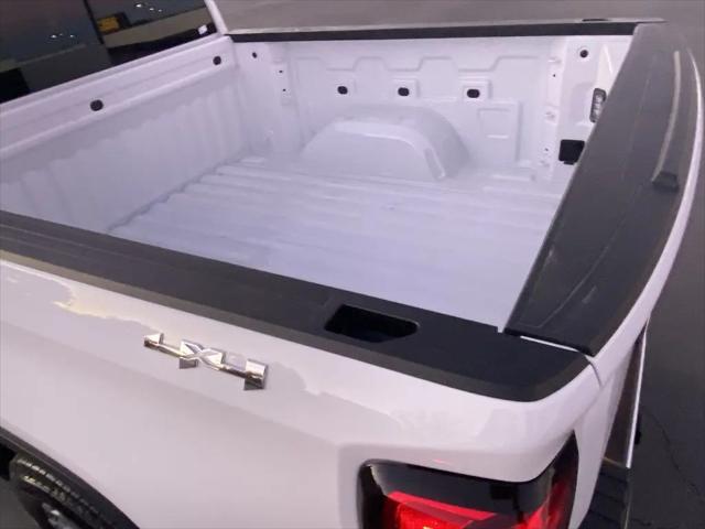2026 GMC Sierra 1500 Crew Cab, Short Bed, SLE, 4WD