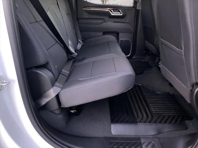 2026 GMC Sierra 1500 Crew Cab, Short Bed, SLE, 4WD