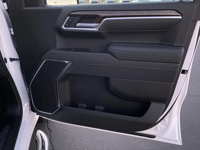 2026 GMC Sierra 1500 Crew Cab, Short Bed, SLE, 4WD