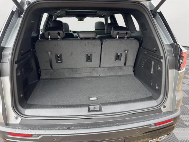 2026 GMC Acadia Elevation FWD