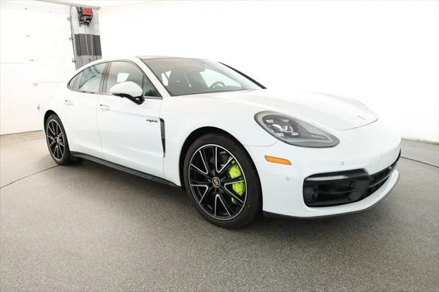 2023 Porsche Panamera E-Hybrid 4 Platinum Edition