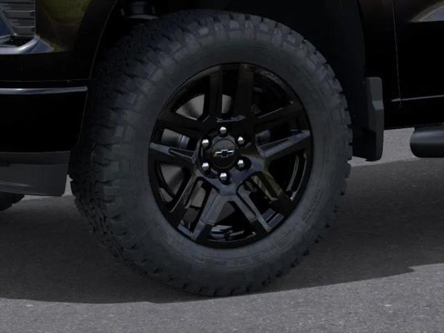 2026 Chevrolet Silverado 1500 4WD Crew Cab Short Bed Custom