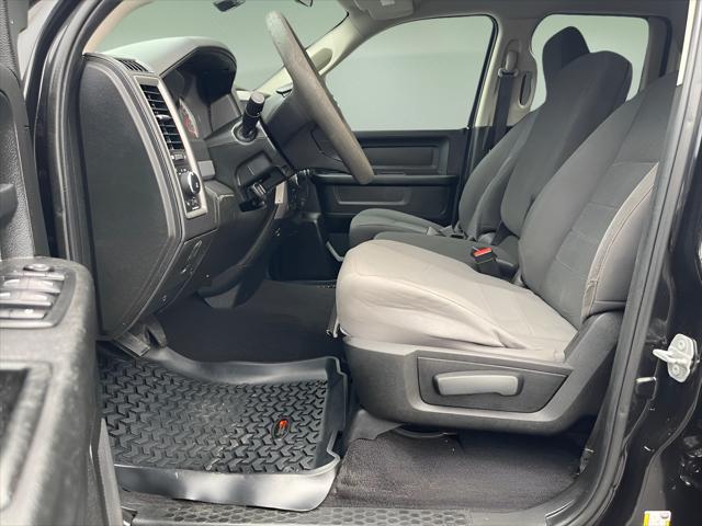 2019 Ram 1500 Classic Express Quad Cab 4x4 6'4" Box