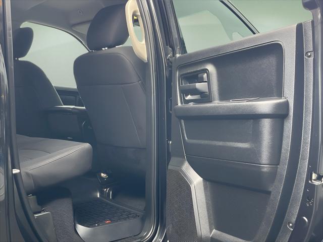 2019 Ram 1500 Classic Express Quad Cab 4x4 6'4" Box