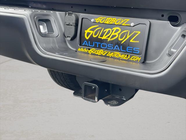 2019 Ram 1500 Classic Express Quad Cab 4x4 6'4" Box