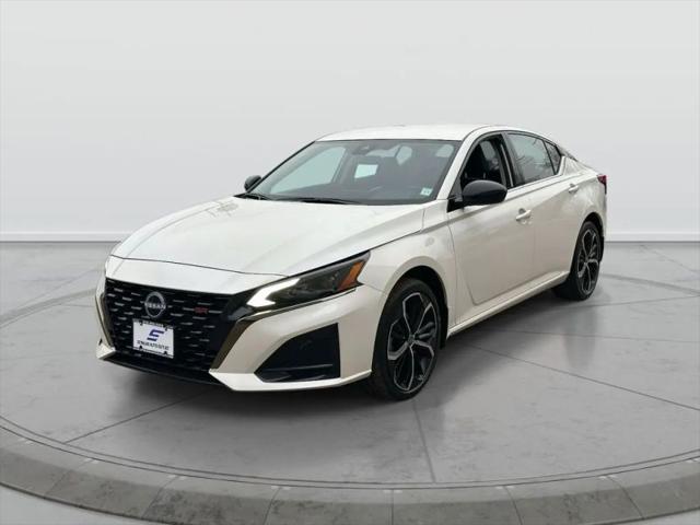 2025 Nissan Altima SR AWD