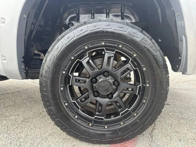2015 Toyota Tundra SR5 5.7L V8