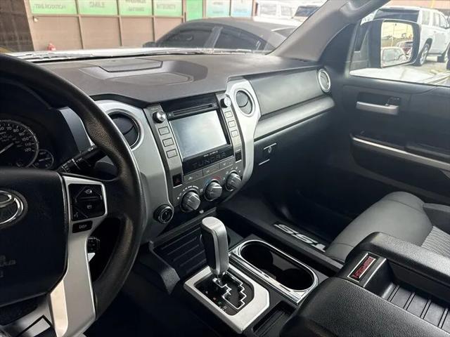 2015 Toyota Tundra SR5 5.7L V8