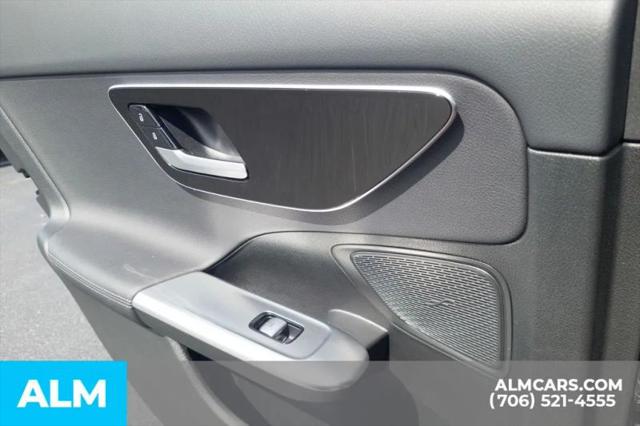 2025 Mercedes-Benz C-CLASS C 300 C 300