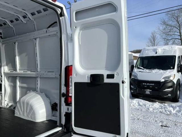 2026 Ram ProMaster 2500 Cargo Van Tradesman High Roof 159" WB w/Pass Seat