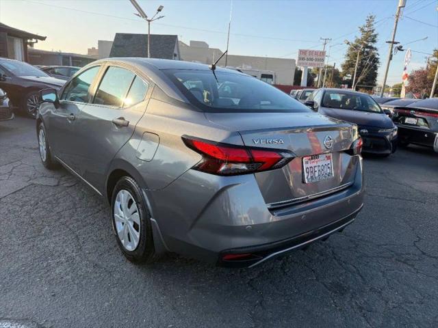 2021 Nissan Versa S Xtronic CVT