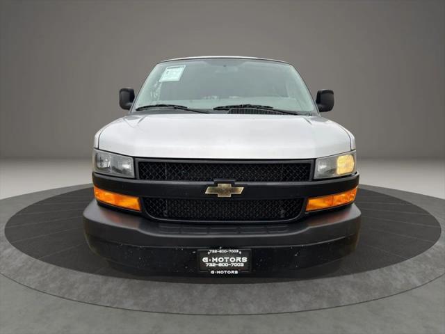 2020 Chevrolet Express Passenger RWD 2500 Regular Wheelbase LS