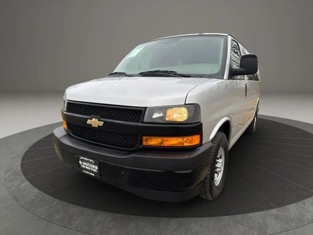 2020 Chevrolet Express Passenger RWD 2500 Regular Wheelbase LS