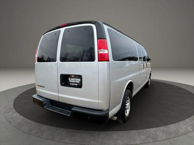 2020 Chevrolet Express Passenger RWD 3500 Extended Wheelbase LS