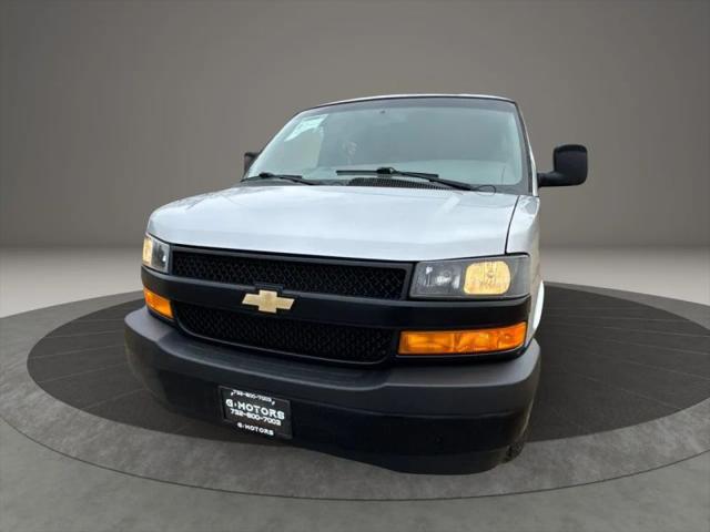2020 Chevrolet Express Passenger RWD 3500 Extended Wheelbase LS