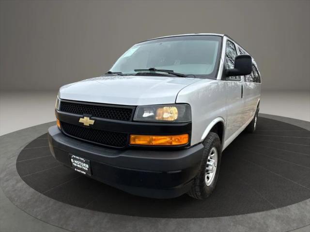 2020 Chevrolet Express Passenger RWD 3500 Extended Wheelbase LS