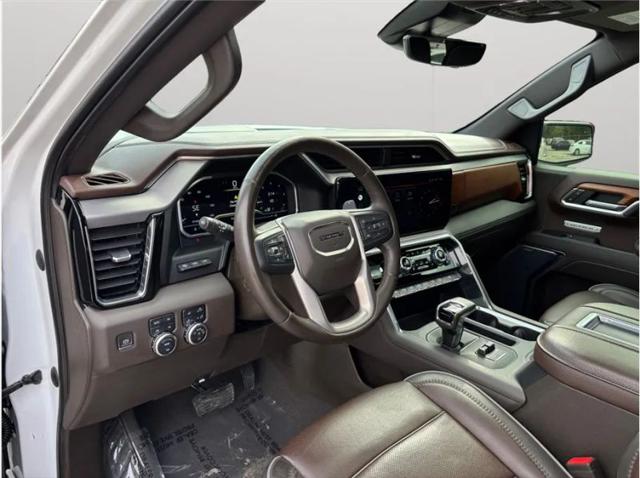 2022 GMC Sierra 1500 4WD Crew Cab Short Box Denali